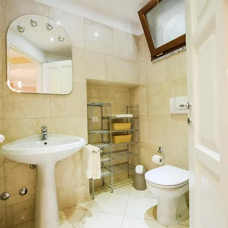 Giulia * Βερμπάνια